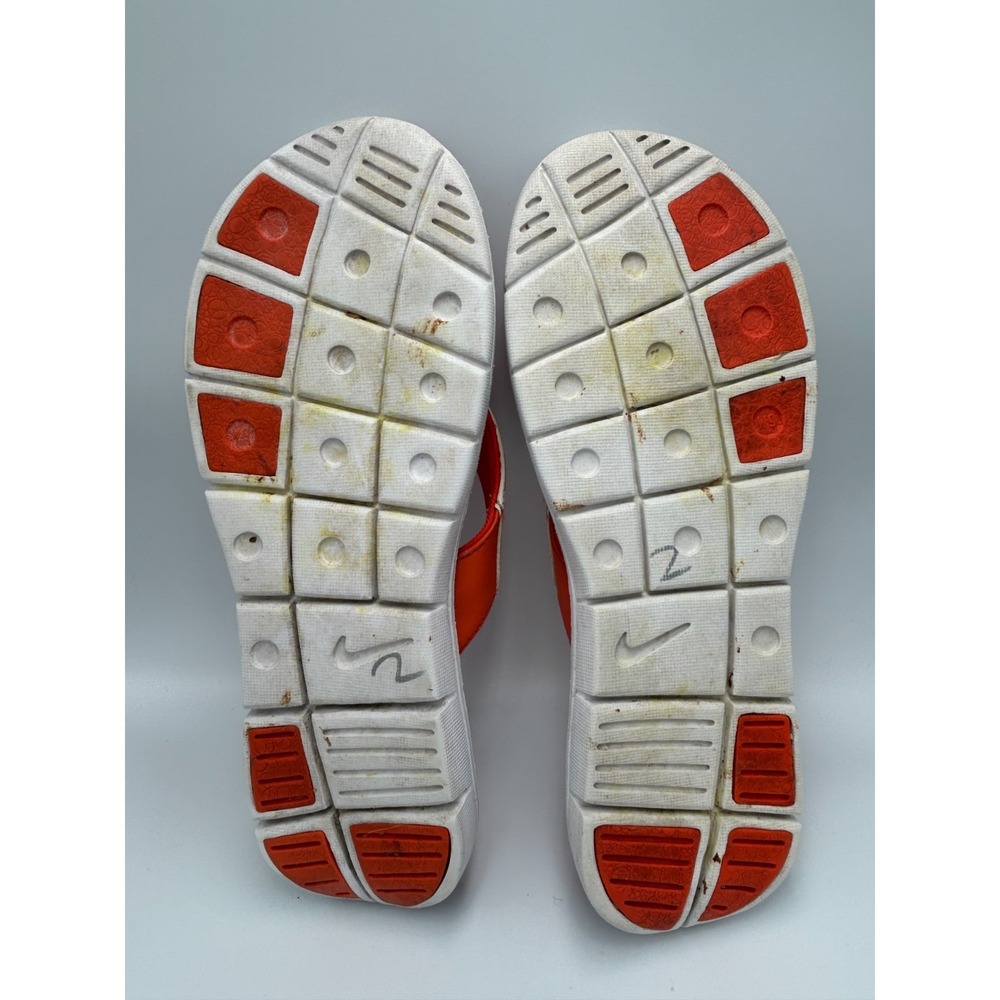 Nike Comfort Cushioned Footbed Flip Flops Orange White Thong Sandals Womens Sz 9 - Picture 7 of 7